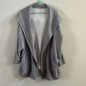Visalia Gray Hooded Wrap w/Pockets Size M